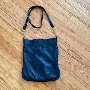 TORY BURCH Black Leather Thea chain Crossbody Bag